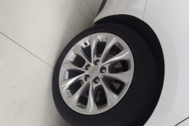 Used Cadillac CT5 2020 Revised Version 28T Luxury Edition Right Rear Wheel Hub