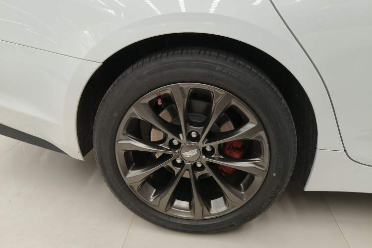 Used Cadillac CT5 2020 Revised Version 28T Luxury Edition Right Rear Wheel Hub