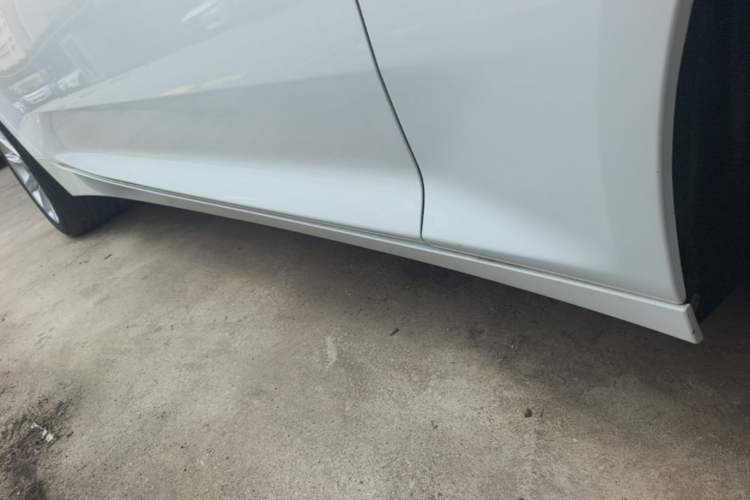 Used Cadillac CT5 2020 28T Fashion Edition Right Side Sill