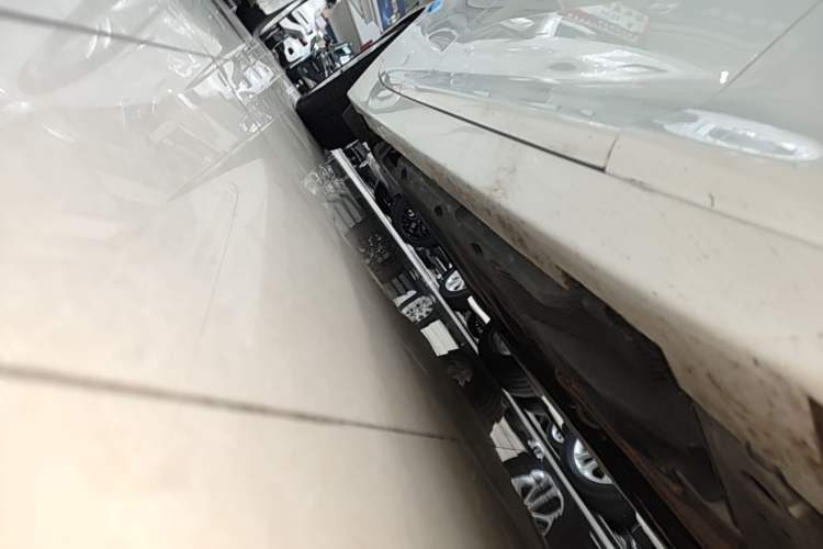 Used Cadillac CT5 2020 Revised Version 28T Fashion Edition Right Side Sill