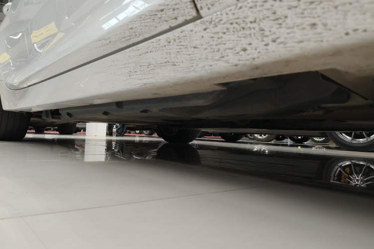 Used Cadillac CT5 2020 Revised Version 28T Luxury Edition Right Side Sill