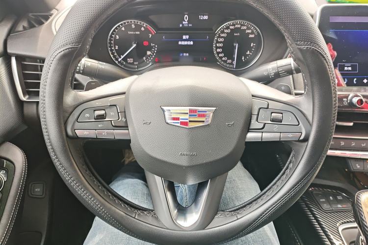 Used Cadillac CT5 2020 28T Luxury Version Steering Wheel