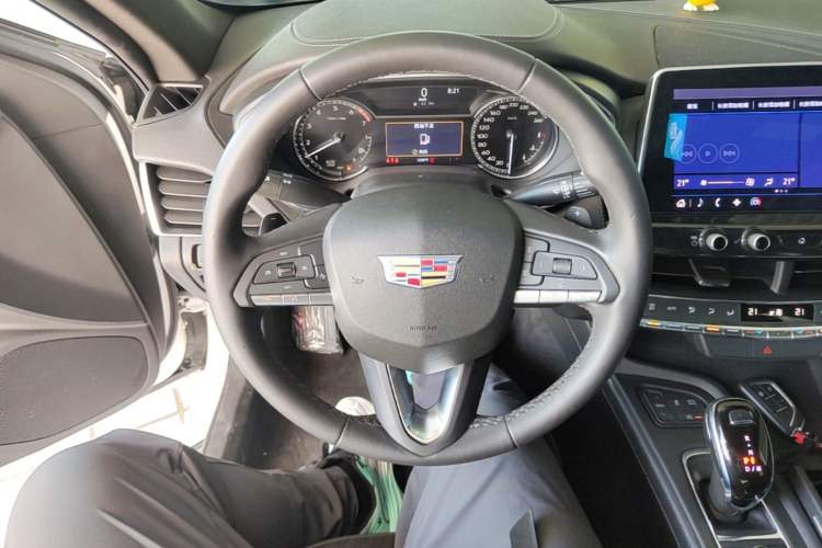 Used Cadillac CT5 2020 28T Tech Edition Steering Wheel