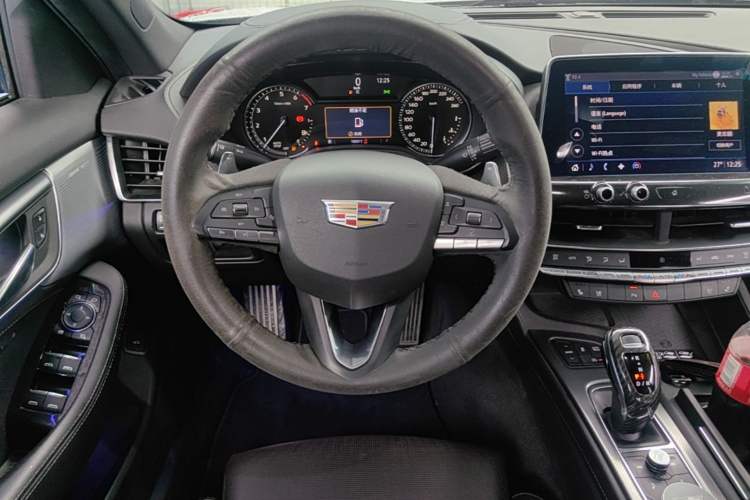 Used Cadillac CT5 2020 28T Leading Sport Model Steering Wheel
