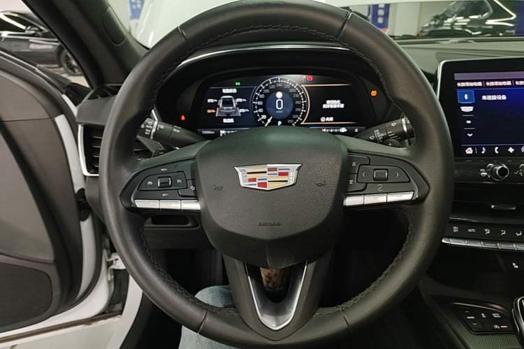 Used Cadillac CT5 2020 Revised Version 28T Luxury Edition Steering Wheel