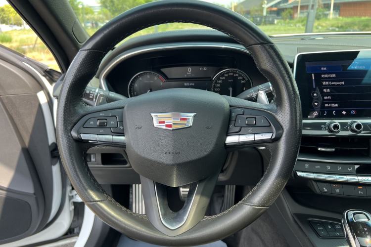 Used Cadillac CT5 2020 28T Leading Sport Model Steering Wheel