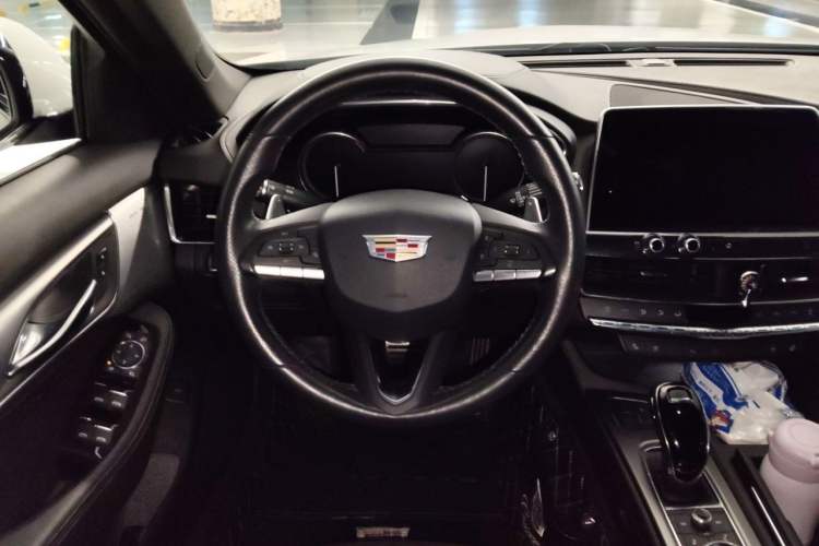 Used Cadillac CT5 2020 28T Leading Sport Model Steering Wheel
