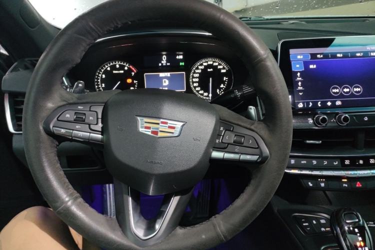 Used Cadillac CT5 2020 28T Leading Sport Model Steering Wheel