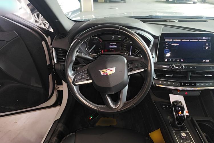 Used Cadillac CT5 2020 Revised Version 28T Fashion Edition Steering Wheel