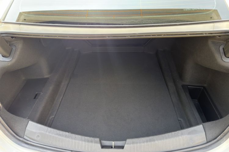 Used Cadillac CT5 2020 28T Fashion Edition Trunk