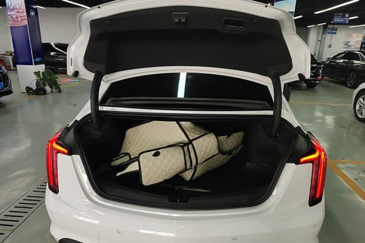 Used Cadillac CT5 2020 Revised Version 28T Luxury Edition Trunk