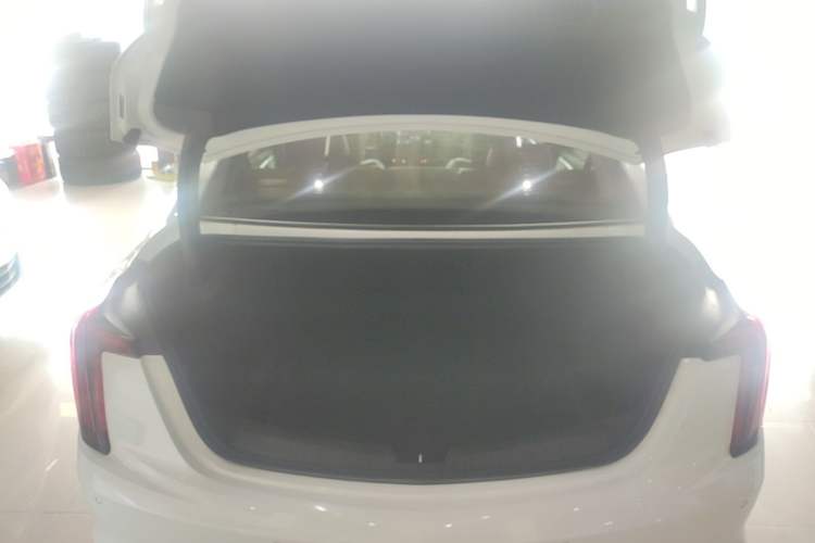 Used Cadillac CT5 2020 28T Luxury Version Trunk