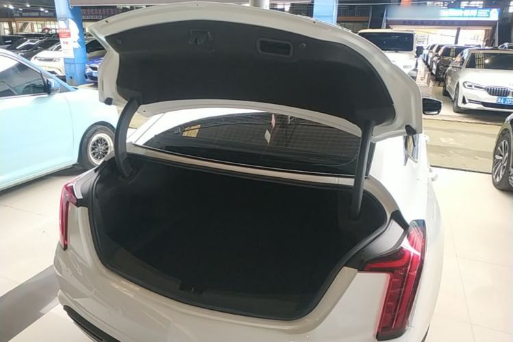 Used Cadillac CT5 2020 28T Fashion Edition Trunk