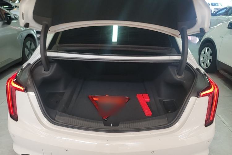 Used Cadillac CT5 2020 Revised Version 28T Luxury Edition Trunk