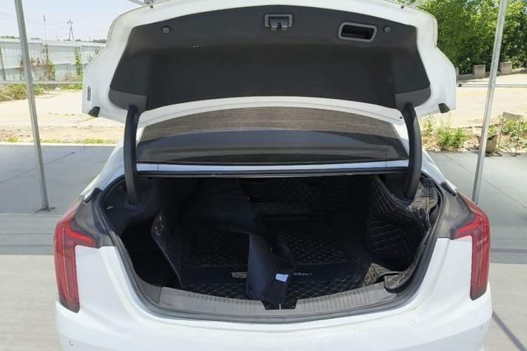 Used Cadillac CT5 2020 Revised Version 28T Luxury Edition Trunk