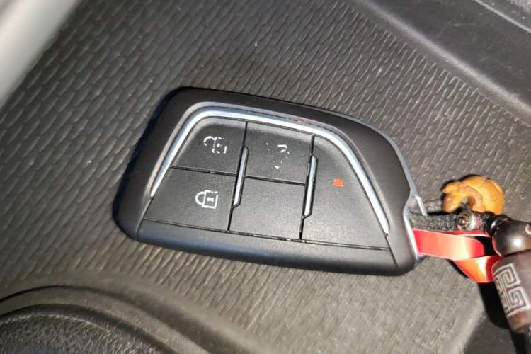 Used Cadillac CT5 2020 28T Tech Edition Vehicle Key