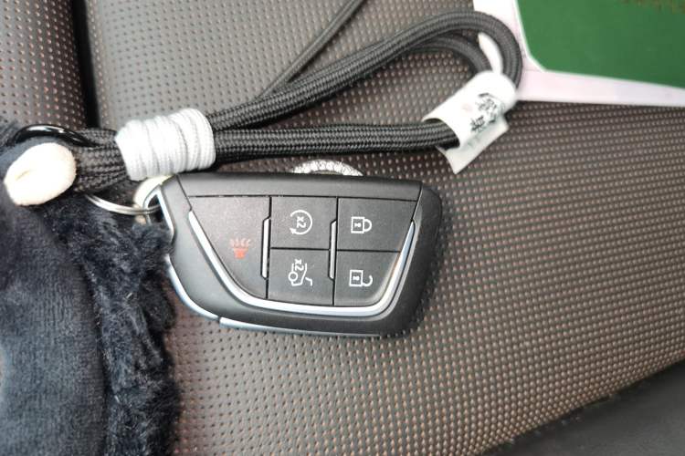 Used Cadillac CT5 2020 Revised 28T Platinum Sport Edition Vehicle Key