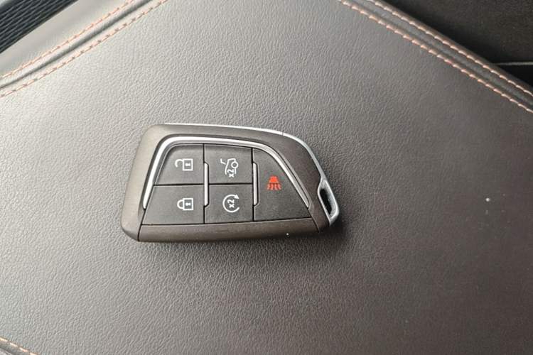 Used Cadillac CT5 2020 Revised 28T Platinum Sport Edition Vehicle Key