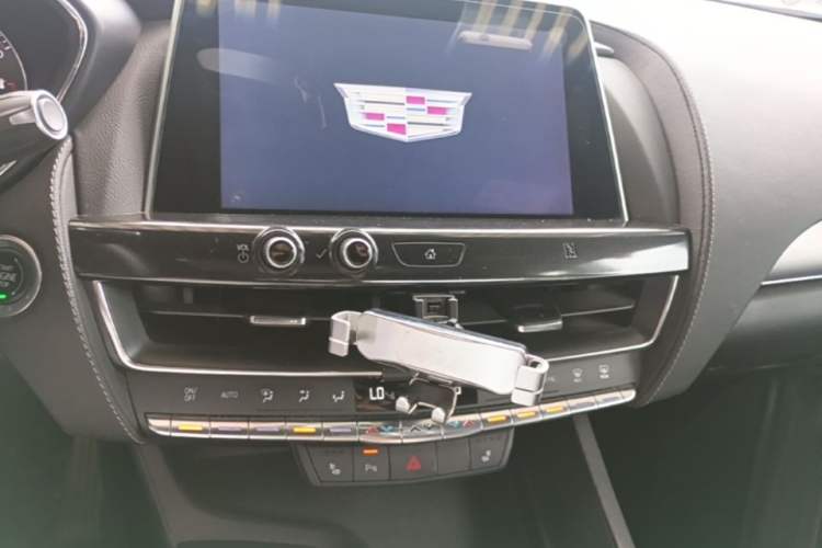 Used Cadillac CT5 2021 Revised 28T Luxury Version Audio And AC Panel
