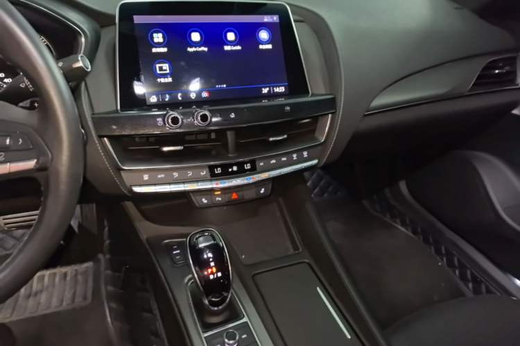Used Cadillac CT5 2021 28T Luxury Model Audio And AC Panel