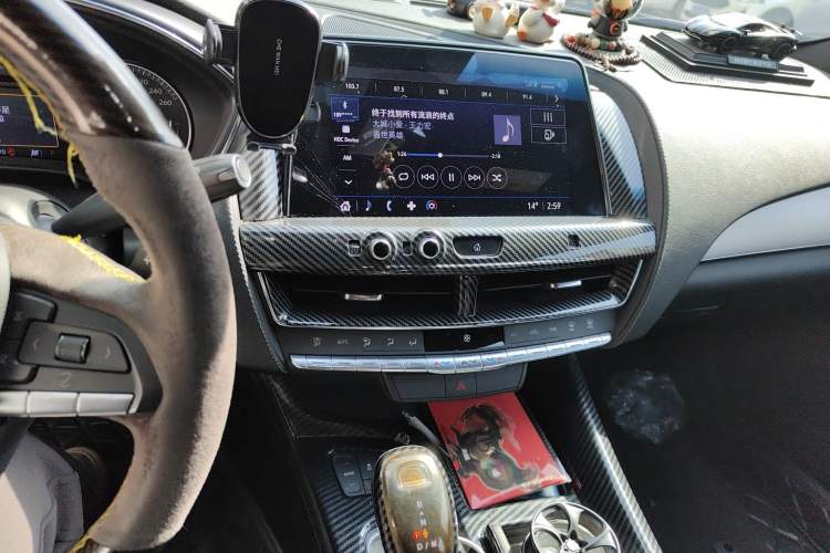 Used Cadillac CT5 2021 28T Fashion Edition Audio And AC Panel