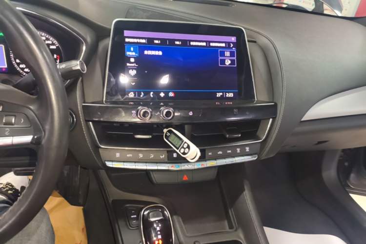 Used Cadillac CT5 2021 28T Tech Edition Audio And AC Panel