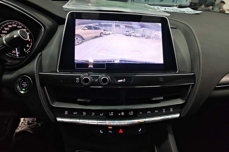 Used Cadillac CT5 2021 Revised 28T Luxury Version Audio And AC Panel
