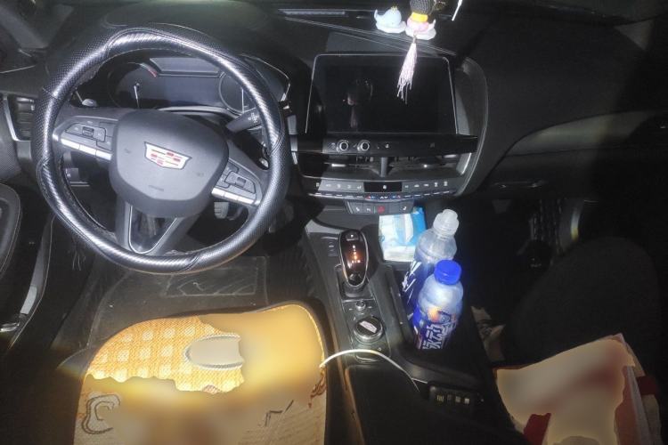 Used Cadillac CT5 2021 28T Luxury Model Center Console