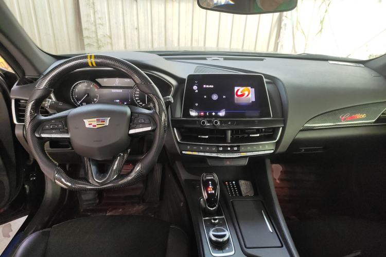 Used Cadillac CT5 2021 28T Fashion Edition Center Console