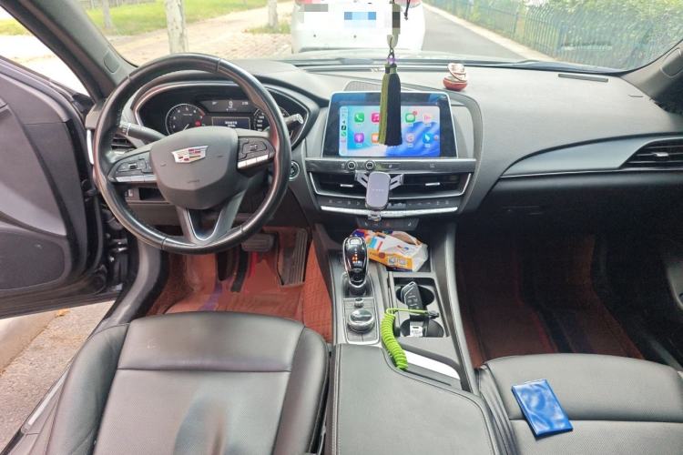 Used Cadillac CT5 2021 28T Luxury Model Center Console