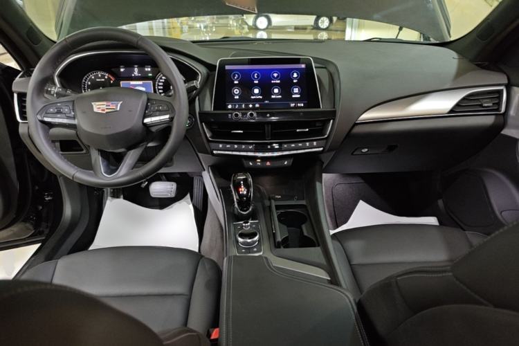 Used Cadillac CT5 2021 Revised 28T Luxury Version Center Console