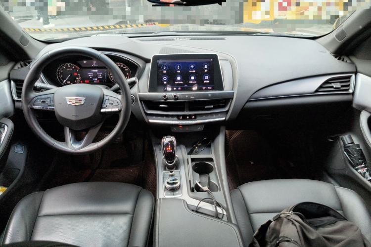 Used Cadillac CT5 2021 Revised 28T Luxury Version Center Console