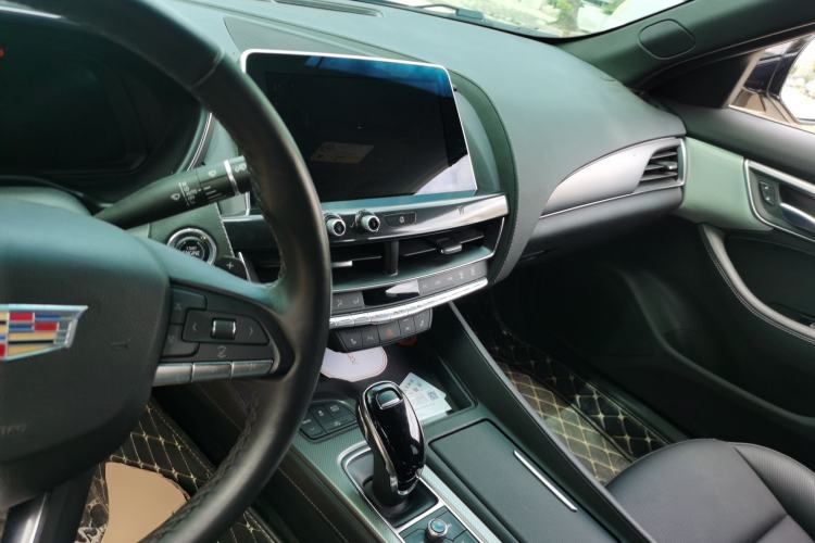 Used Cadillac CT5 2021 28T Prestige Edition Center Console