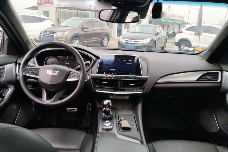 Used Cadillac CT5 2021 Revised 28T Luxury Version Center Console
