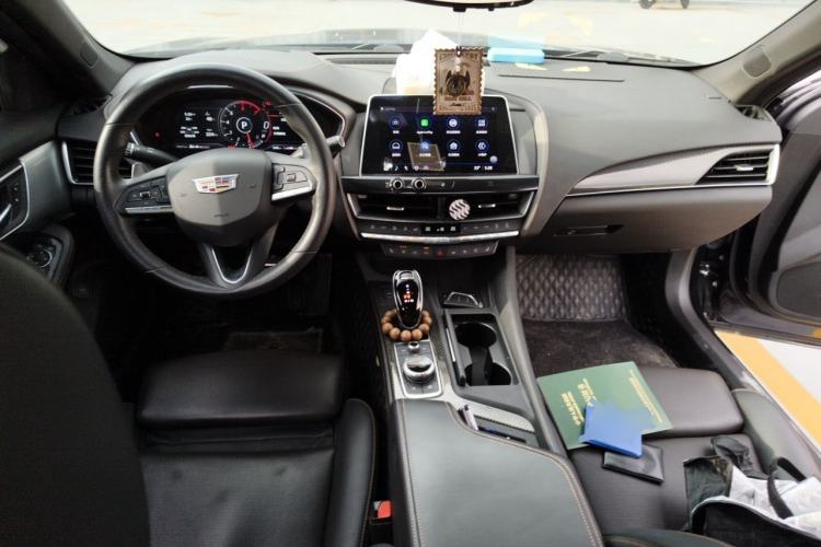 Used Cadillac CT5 2021 28T Platinum Sport Model Center Console