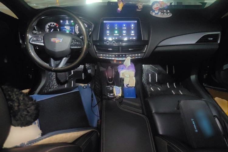 Used Cadillac CT5 2021 28T Fashion Edition Center Console