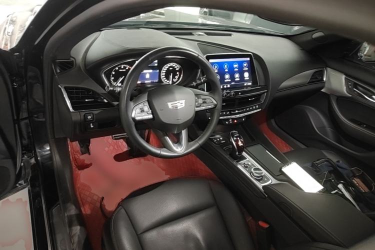 Used Cadillac CT5 2021 28T Luxury Model Center Console