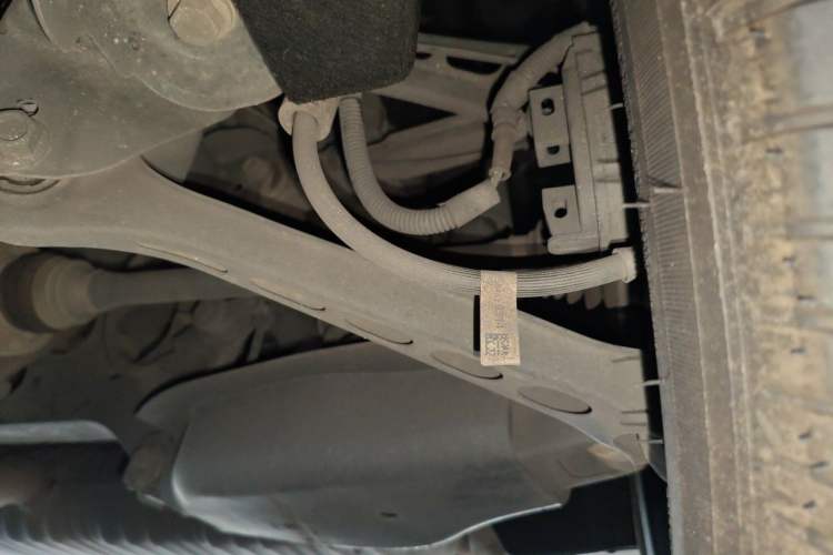 Used Cadillac CT5 2021 28T Advanced Sport Model Chassis Rear Left