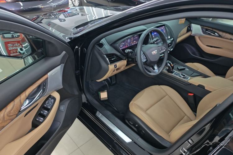 Used Cadillac CT5 2021 28T Prestige Edition Driver Seat