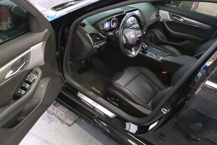 Used Cadillac CT5 2021 28T Luxury Model Driver Seat