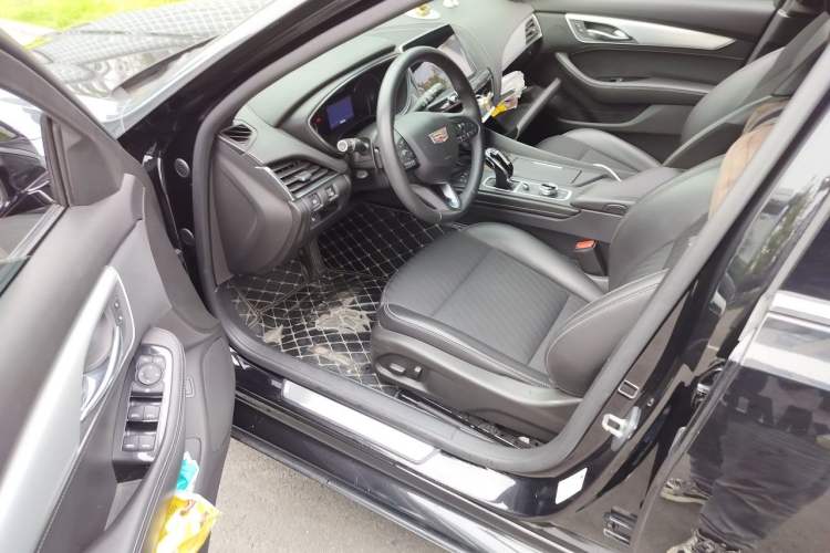 Used Cadillac CT5 2021 28T Fashion Edition Driver Seat