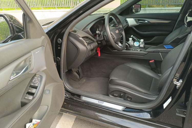 Used Cadillac CT5 2021 28T Luxury Model Driver Seat