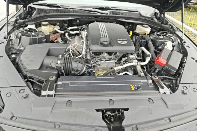 Used Cadillac CT5 2021 Revised 28T Luxury Version Engine Bay