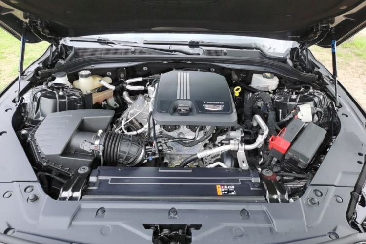 Used Cadillac CT5 2021 Revised 28T Luxury Version Engine Bay