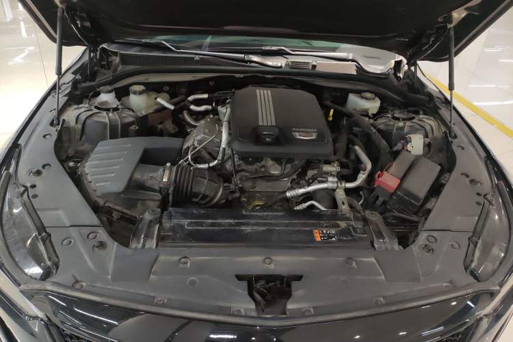 Used Cadillac CT5 2021 28T Platinum Edition Engine Bay
