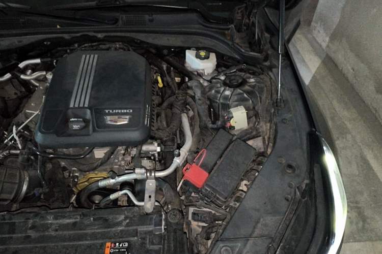 Used Cadillac CT5 2021 Revised 28T Luxury Version Engine Bay Left