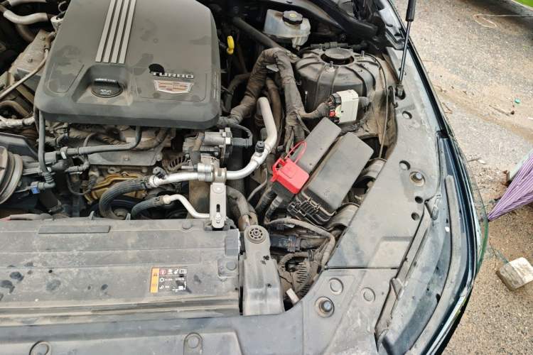 Used Cadillac CT5 2021 28T Luxury Model Engine Bay Left