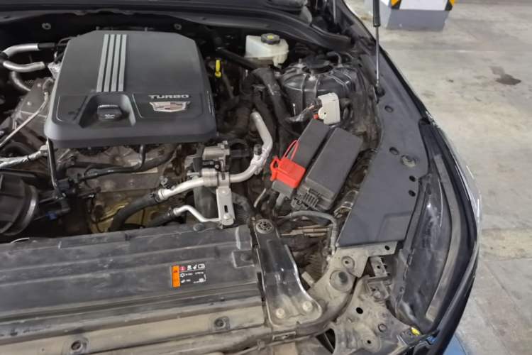 Used Cadillac CT5 2021 28T Luxury Model Engine Bay Left