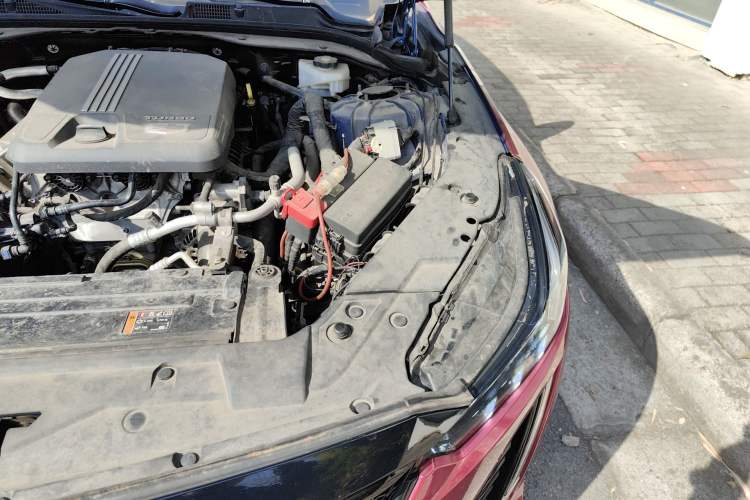 Used Cadillac CT5 2021 28T Fashion Edition Engine Bay Left