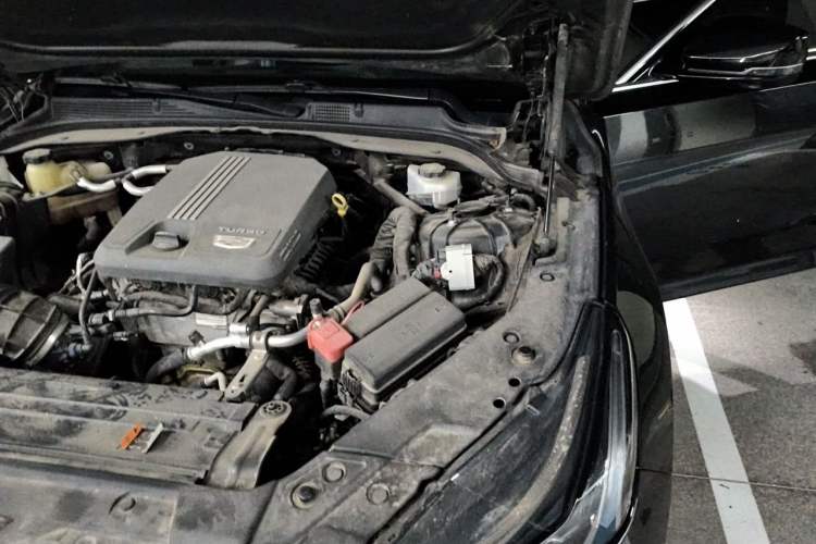 Used Cadillac CT5 2021 28T Luxury Model Engine Bay Left